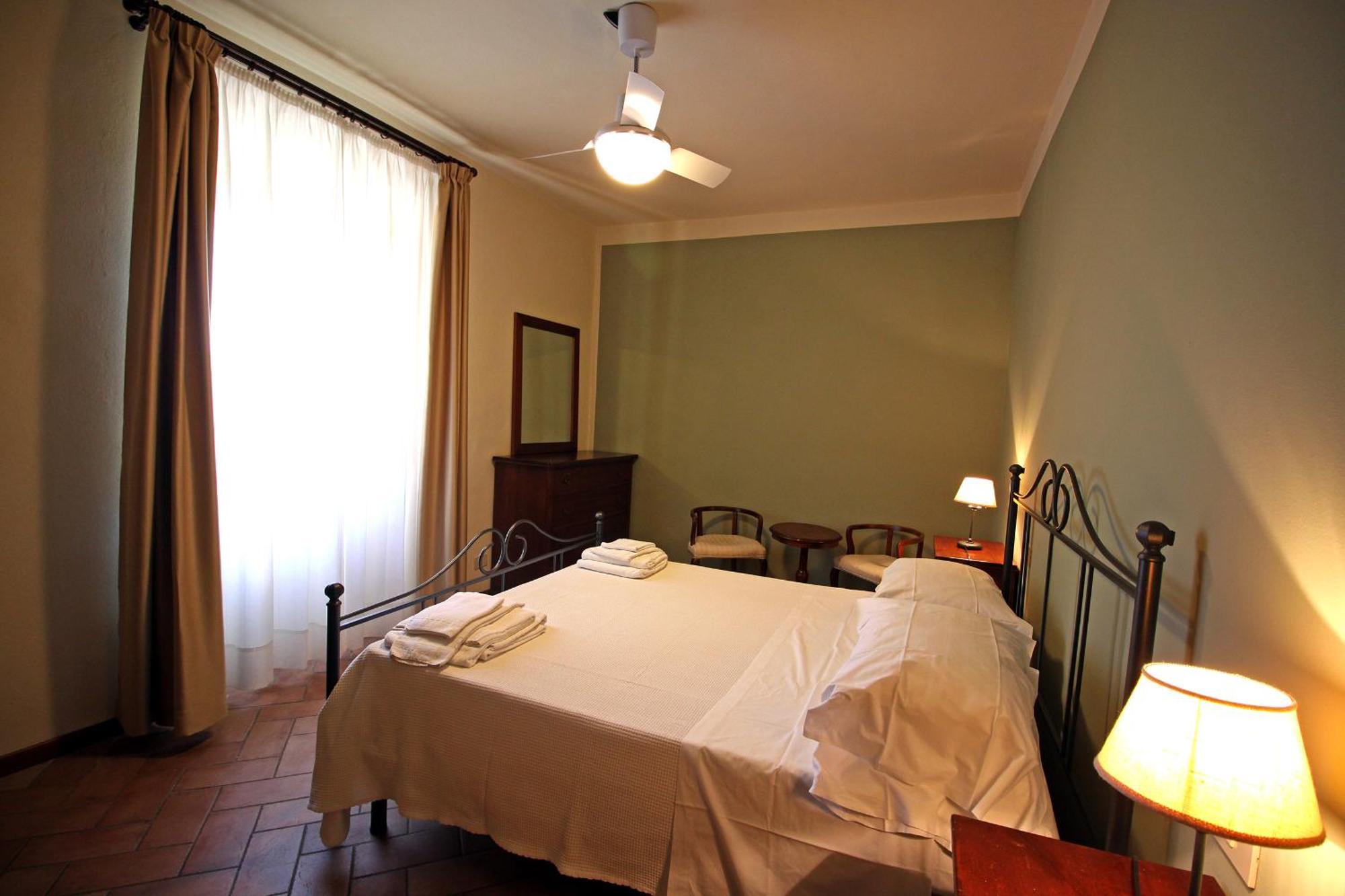Agriturismo Casale Dello Sparviero Кастелина ин Кианти Екстериор снимка